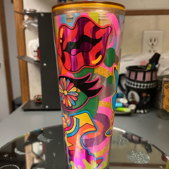Tim Singleton x Starbucks Pride Tumbler - Picture 6 of 8
